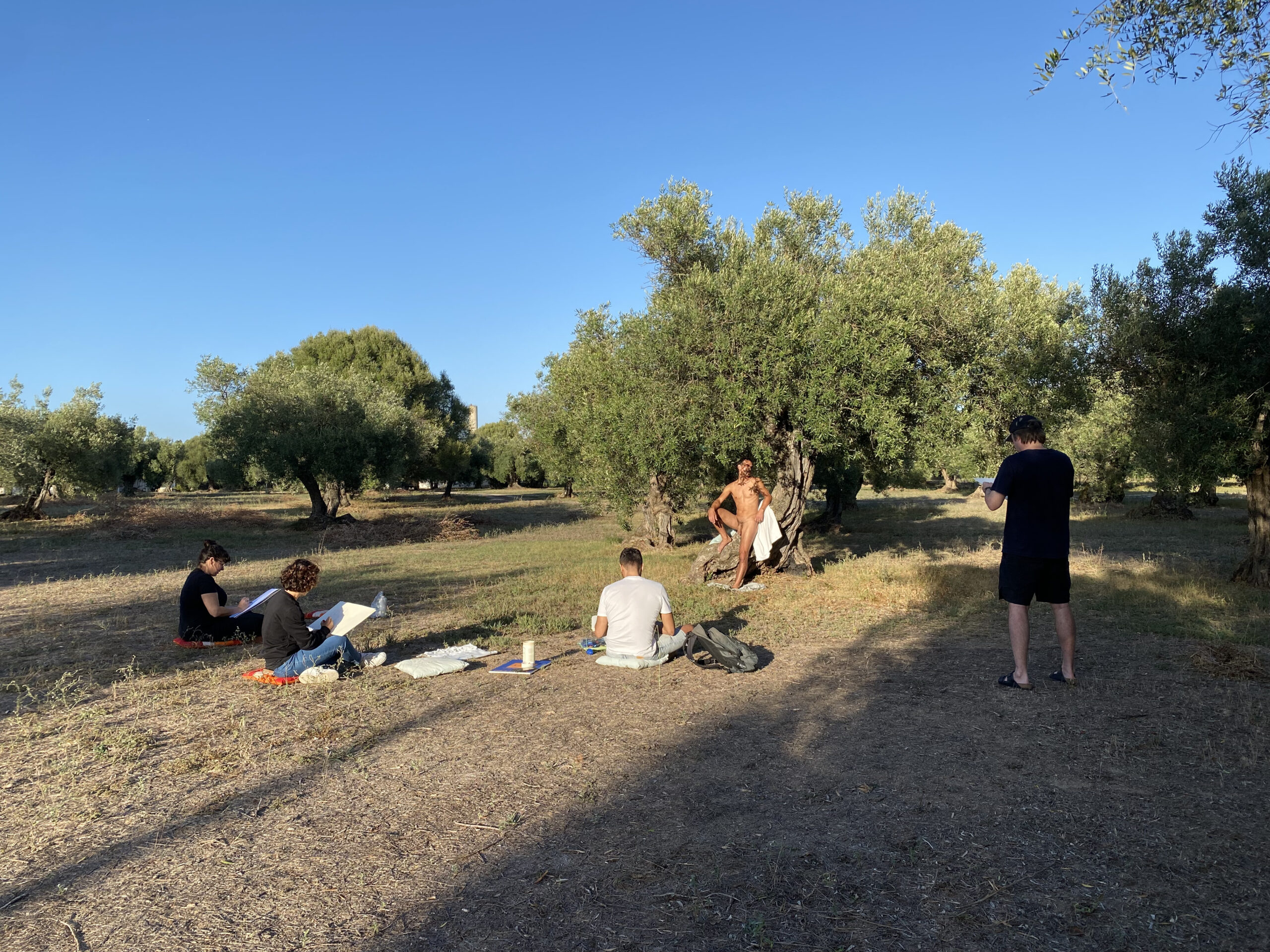 Life drawing session at Tanca Barbarossa in Oristano